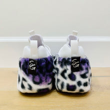 Load image into Gallery viewer, Purple Snow Leopard Sneaker Gliders
