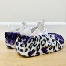 Load image into Gallery viewer, Purple Snow Leopard Sneaker Gliders
